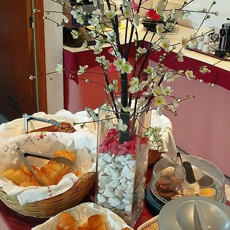 Hotel Alnacir 2*